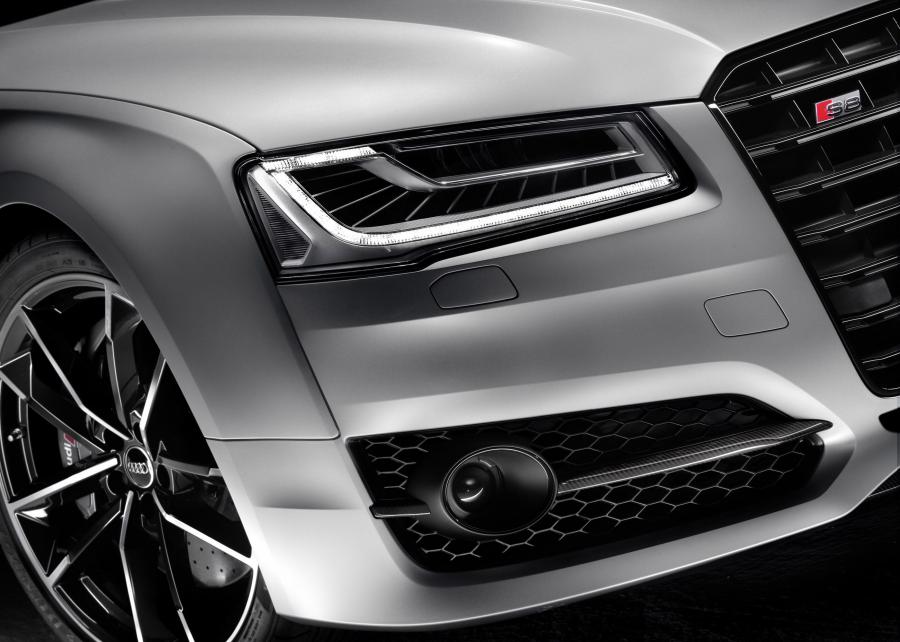 Детали экстерьера Audi S8 Plus (D4) 2015 года  (WW) (фото 39 из 47)